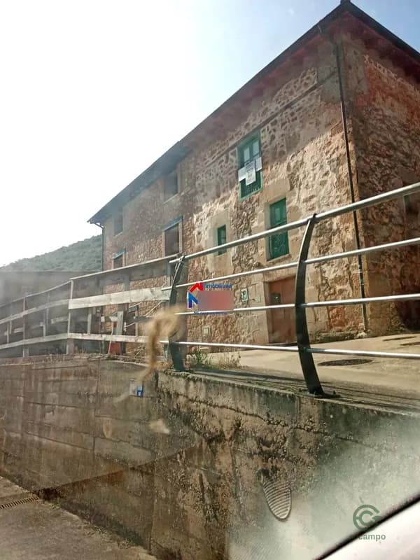 Finca rústica de 0,02 ha en venta en Zambrana, Alava