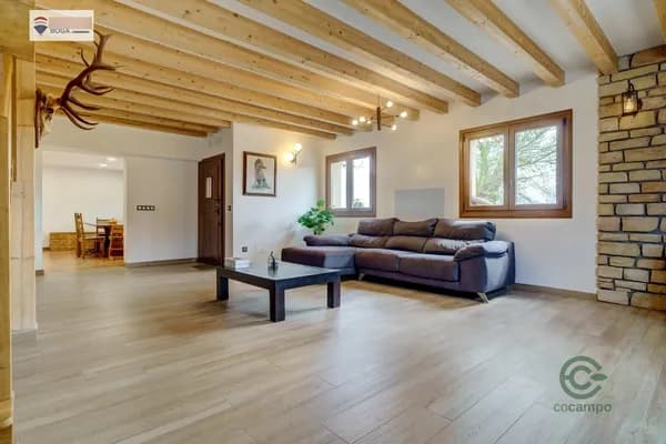 Finca rústica de 1,048 ha en venta en Aramaio, Alava