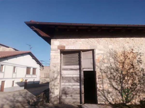 Finca de recreo de 0,02 ha en venta en Arraia-maeztu, Alava