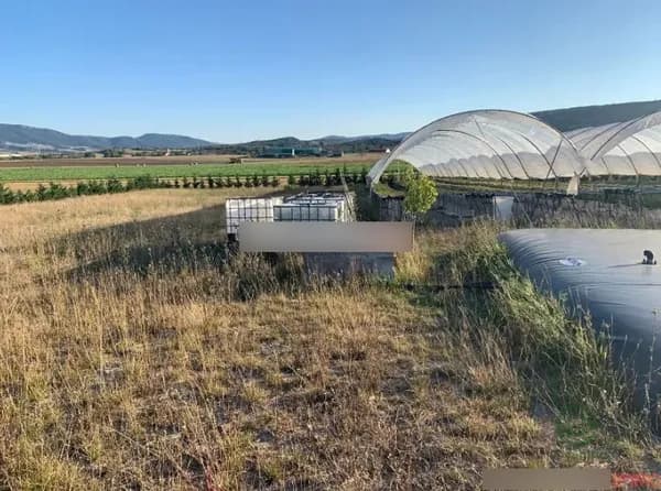 Finca agrícola de 0,8128 ha en venta en Vitoria-gasteiz, Álava