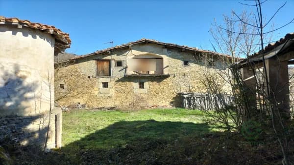 Finca rústica de 8 ha en venta en Álava